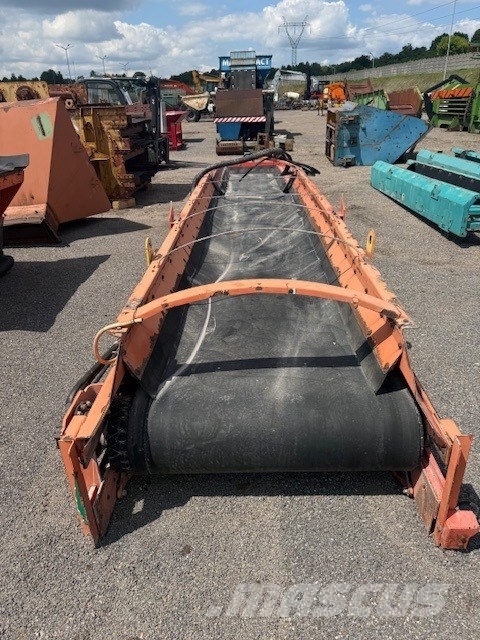 Sandvik przenośnik do kruszarki L-8800 MM Trituradoras móviles