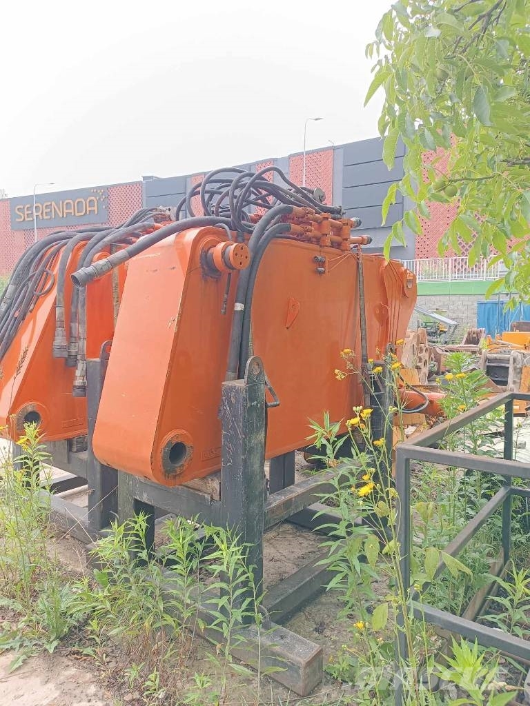 Hitachi ZX 470 LC H-3 Roomikekskavaatorid