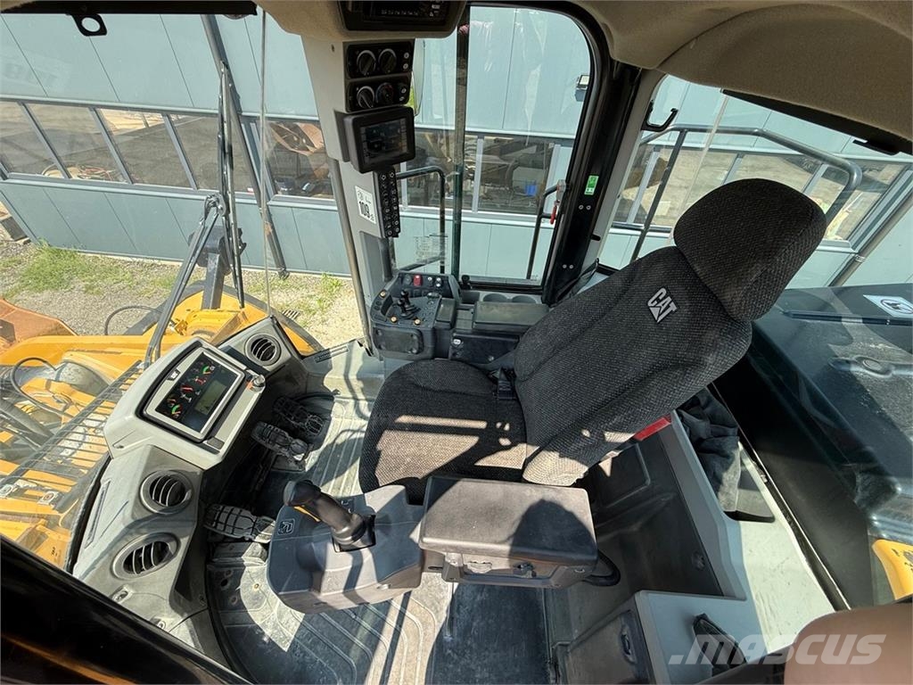 CAT 980M Wielladers
