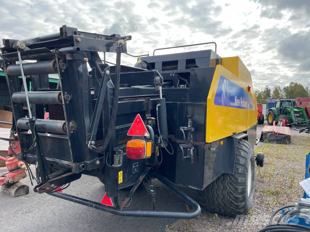 New Holland BB 930 Πρέσες τετράγωνων δεμάτων