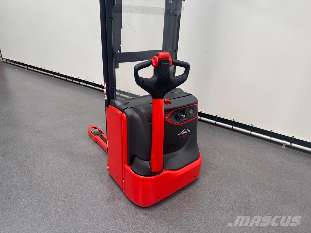 Linde L 16 B-i Pedestrian stacker