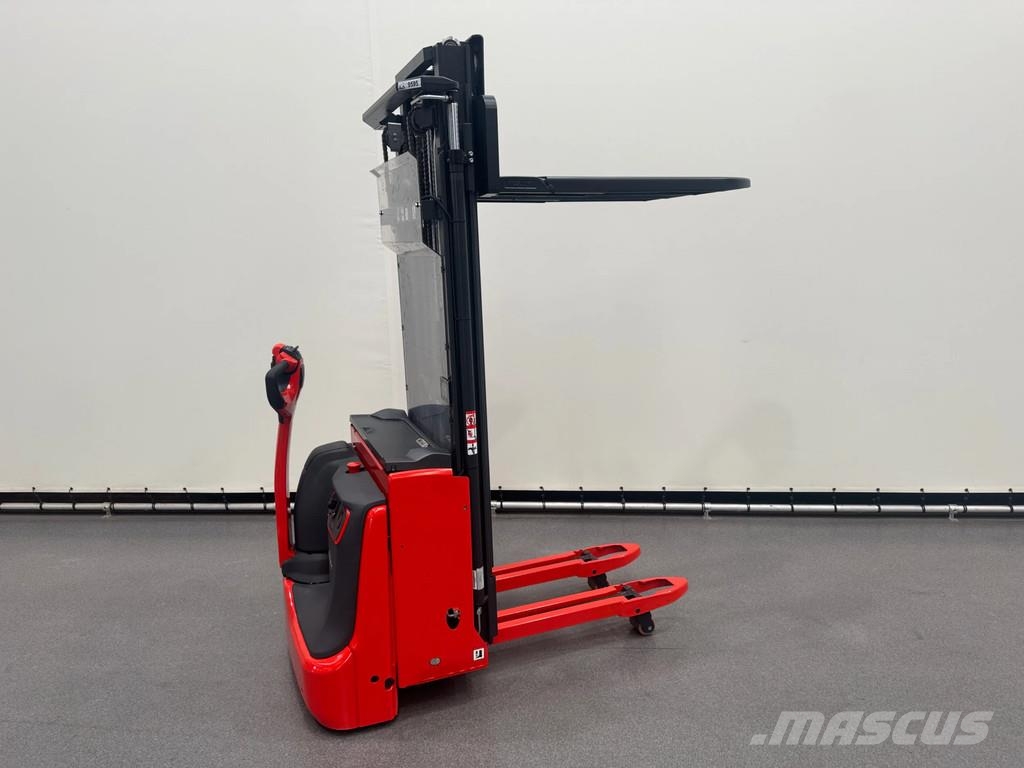 Linde L 16 B-i Pedestrian stacker