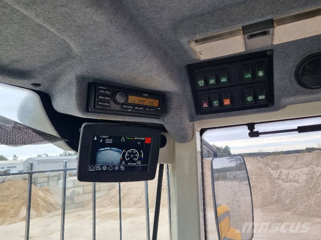 Liebherr L 524 Rataslaadurid