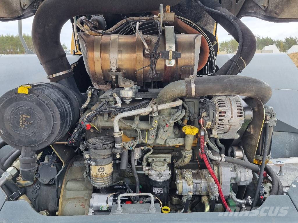 Liebherr L 524 Rataslaadurid