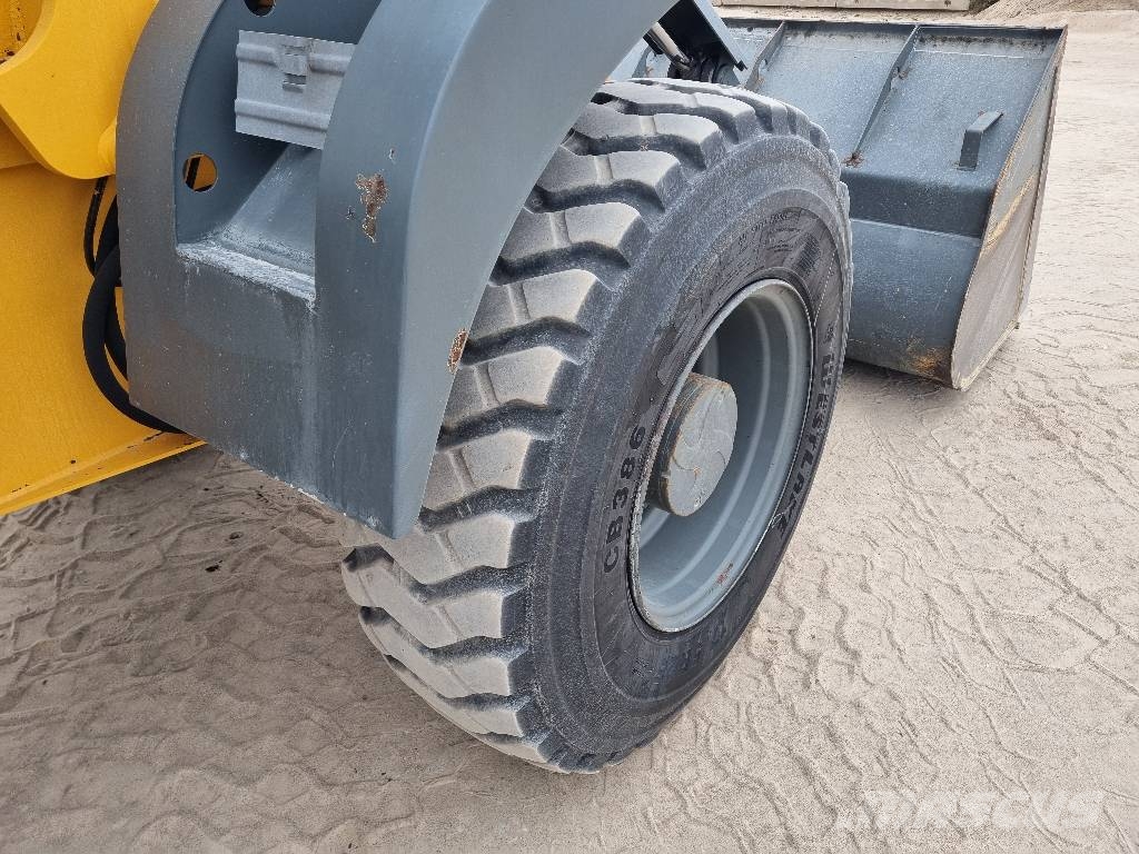 Liebherr L 524 Rataslaadurid