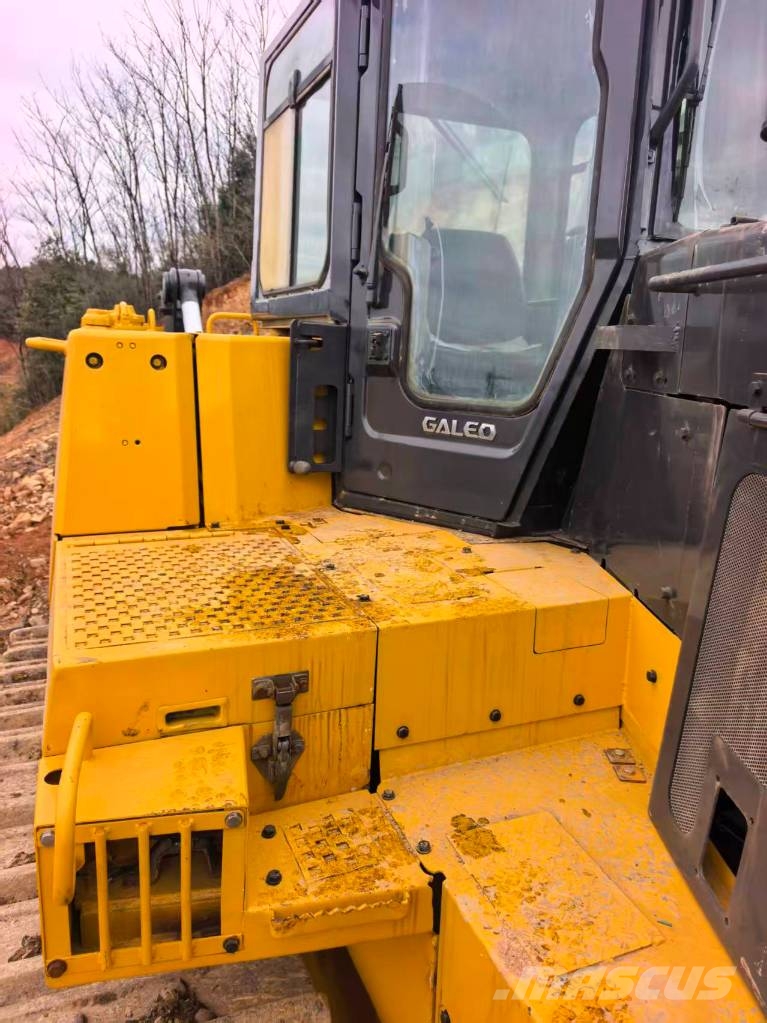 Komatsu D357A Dozers - Tratores rastos