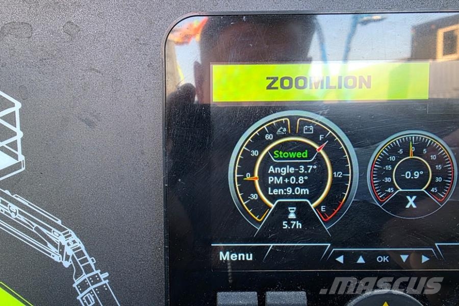 Zoomlion ZT26JE Fully Electric Lithium-Powered, 4x4 Rough T 견인식 전동이동 리프트