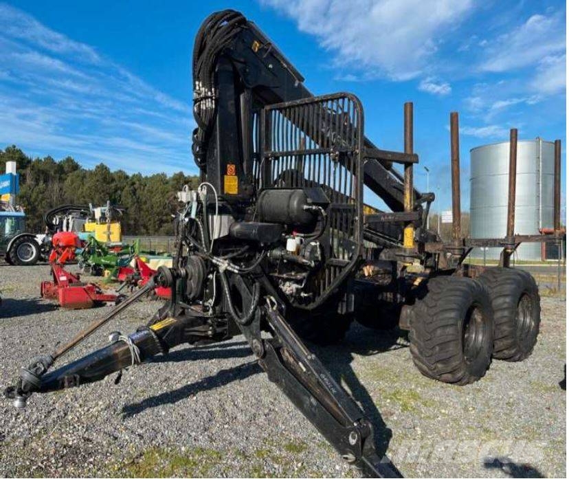 Kesla 326 T Лесохозяйственные тракторы