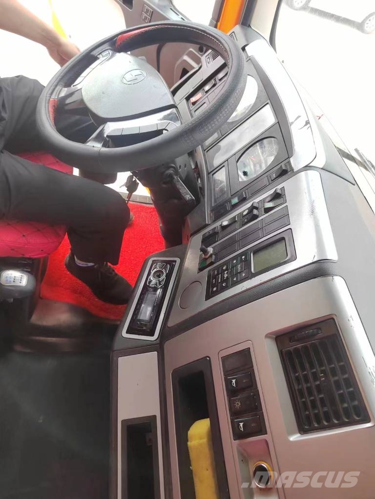 Shacman F3000 6x4 Kiperi kamioni