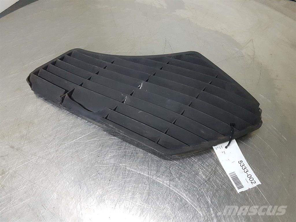 Atlas AR70 - Engine hood/Motorhaube/Luchtrooster Chassis en ophanging