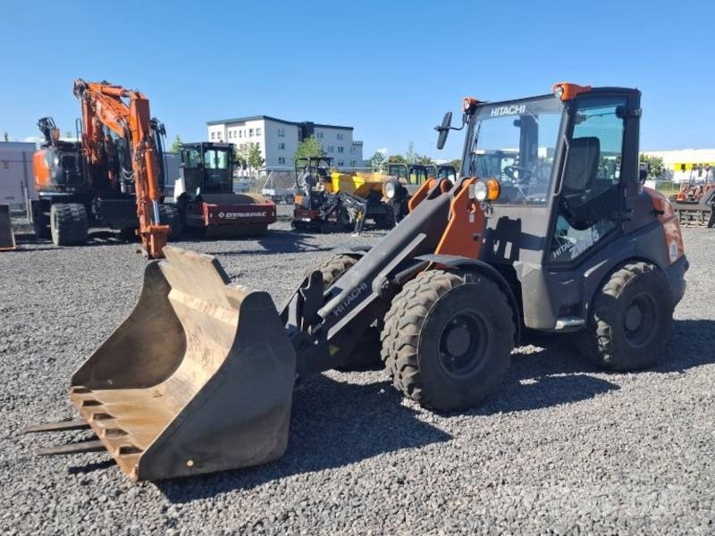Hitachi ZW 95-6 Lietoti riteņu kompaktiekrāvēji