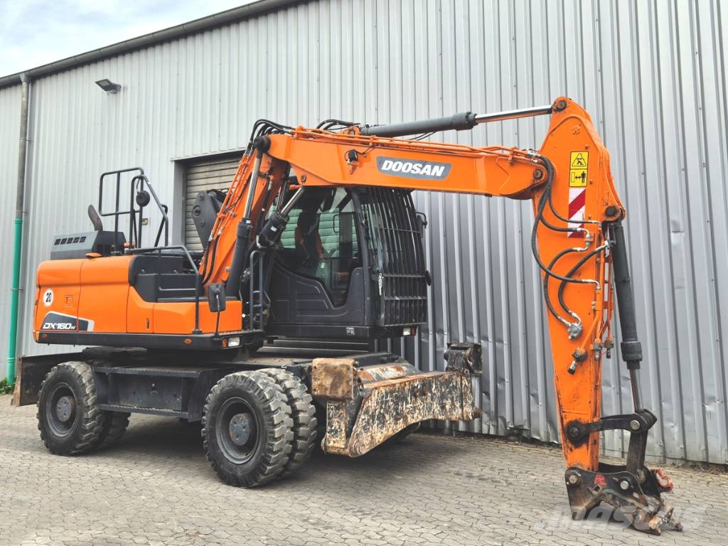Doosan DX 160 W-5 Bagri na kolesih