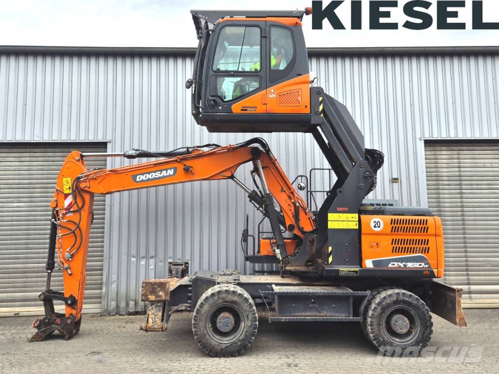 Doosan DX 160 W-5 Bagri na kolesih