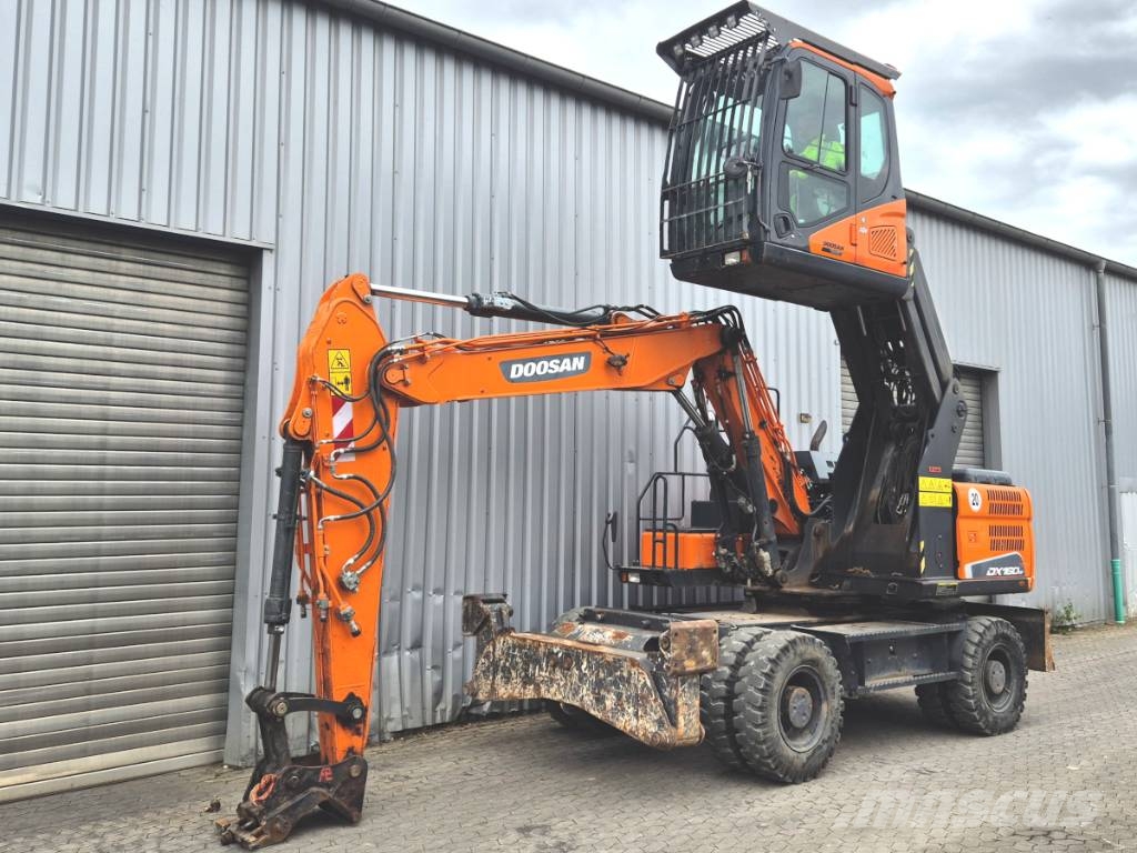 Doosan DX 160 W-5 Bagri na kolesih