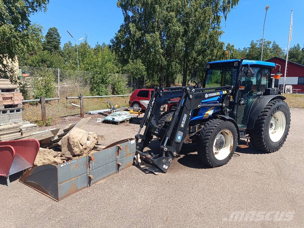 New Holland Tn75da 4WD Tractores