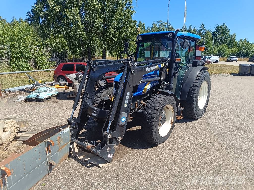 New Holland Tn75da 4WD Tractores