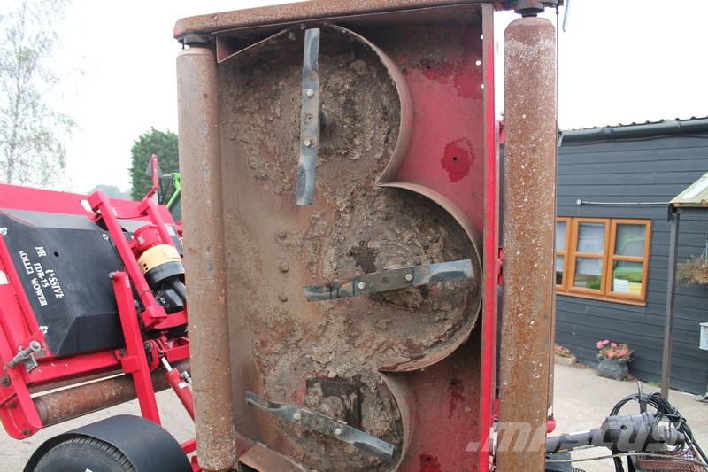 Progressive Turf Equipment TDR15 ماكينات جز العشب