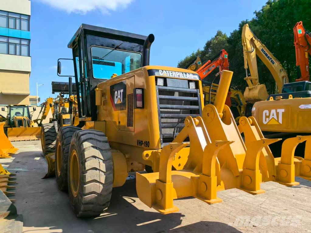 CAT 140G Niveleuse
