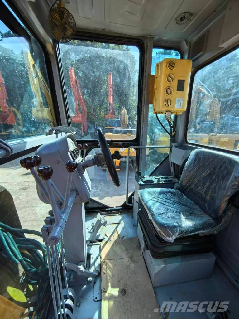 CAT 140G Niveleuse