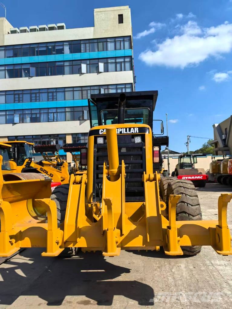CAT 140G Niveleuse