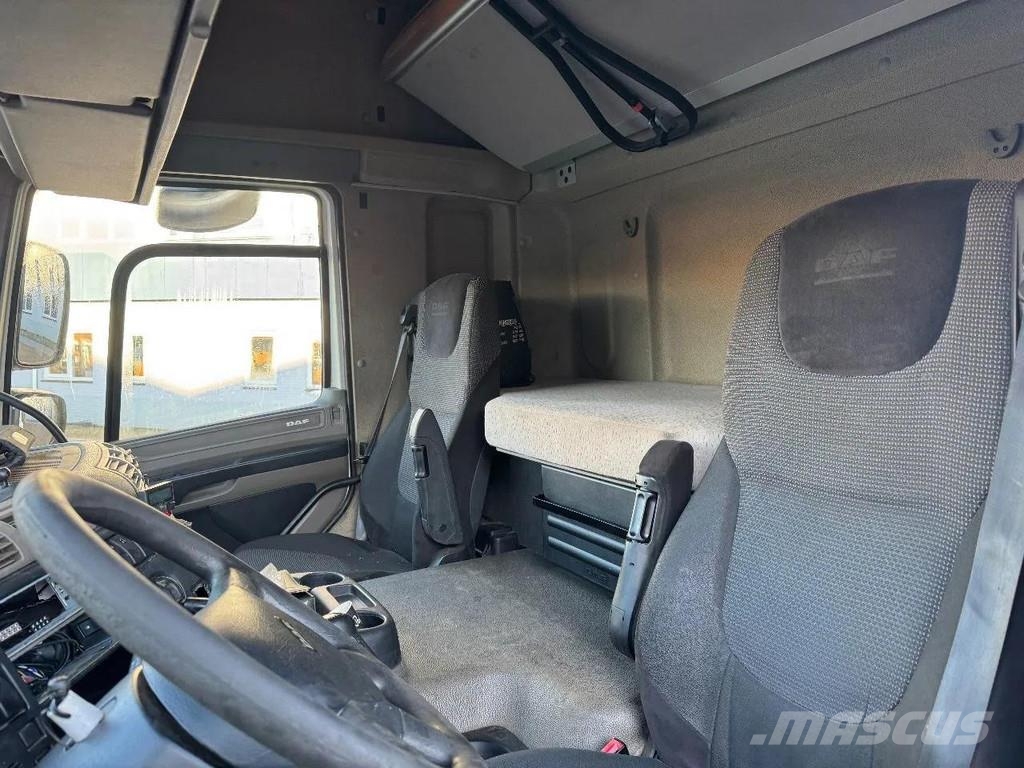 DAF CF 85.410 8X2 EURO 5 PALFINGER PK 62002 + REMOTE C Kranen voor alle terreinen
