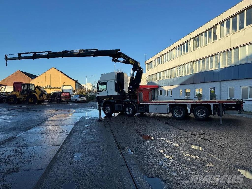 DAF CF 85.410 8X2 EURO 5 PALFINGER PK 62002 + REMOTE C Kranen voor alle terreinen