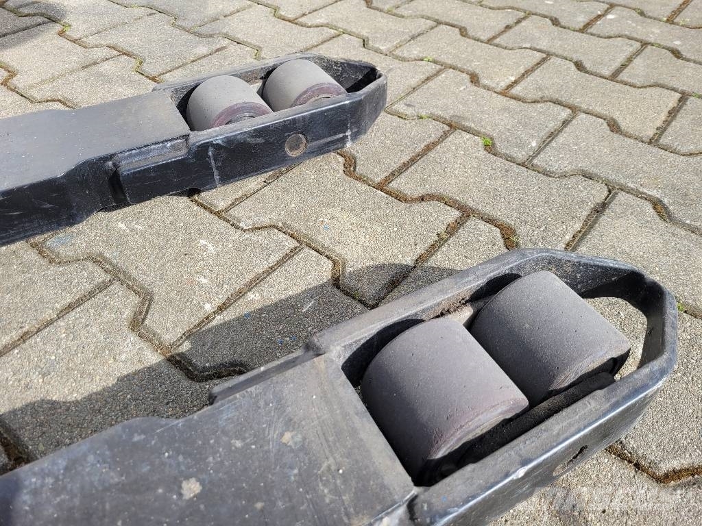 BT SWE 160 / SWE160 Toyota 120 4,8m Triplex Pedestrian stacker