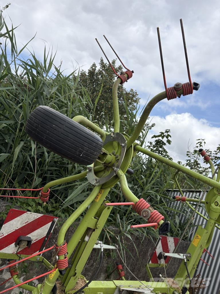CLAAS Volto 52 مكابس وميبسات التبن