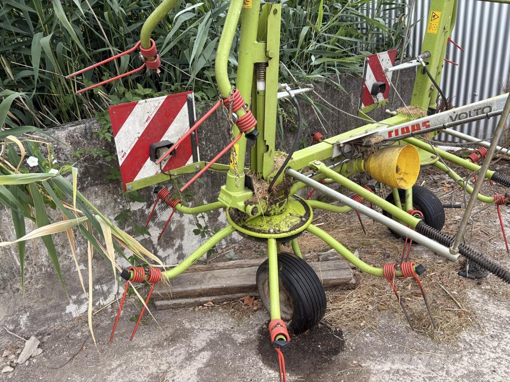 CLAAS Volto 52 Obracače a zhrabovače sena