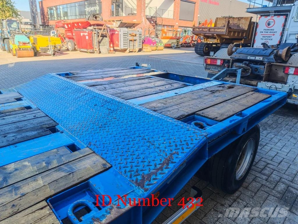 Goldhofer TU 3-24/80 Low loaders