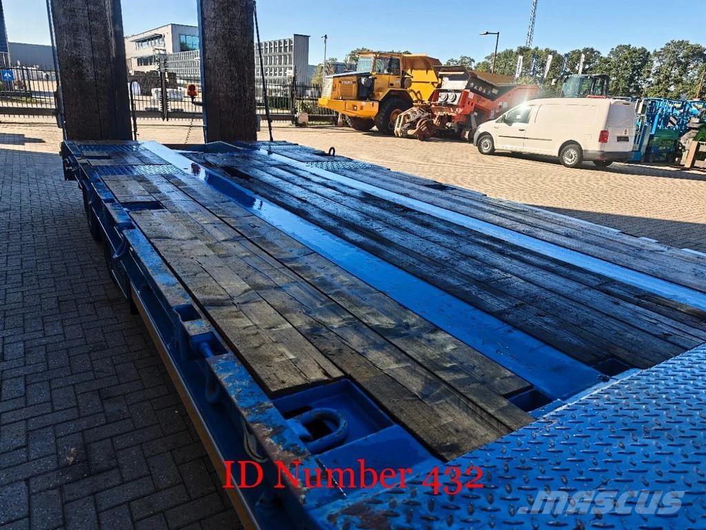 Goldhofer TU 3-24/80 Low loaders