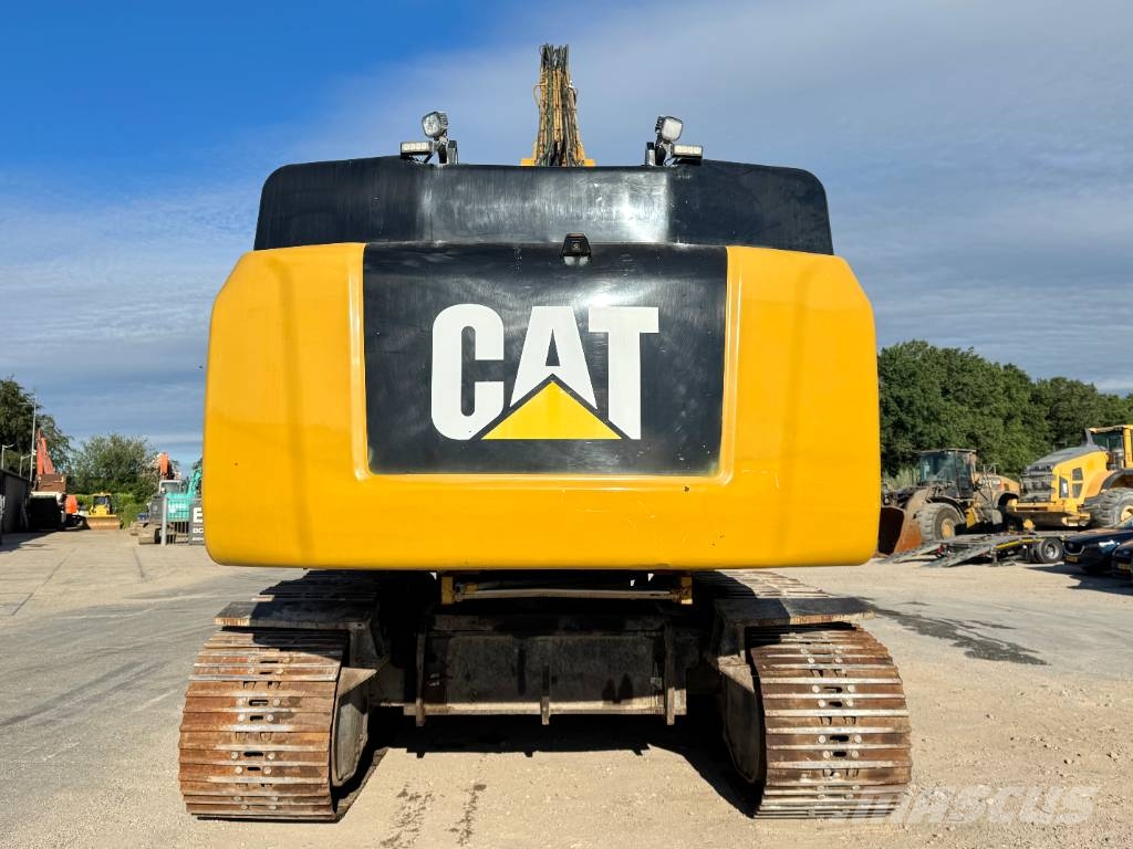 CAT 352F UHD - Hydr Undercarriage / Normal boom incl. 拆卸式挖土機/掘鑿機/挖掘機
