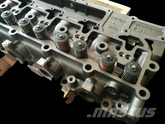 Cummins 6CT Engine Cylinder Head 3802466 3973493 3936178 3 Motorer