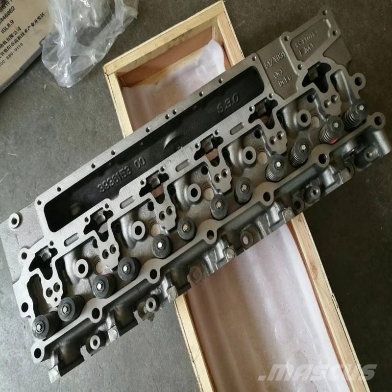 Cummins 6CT Engine Cylinder Head 3802466 3973493 3936178 3 Motorer