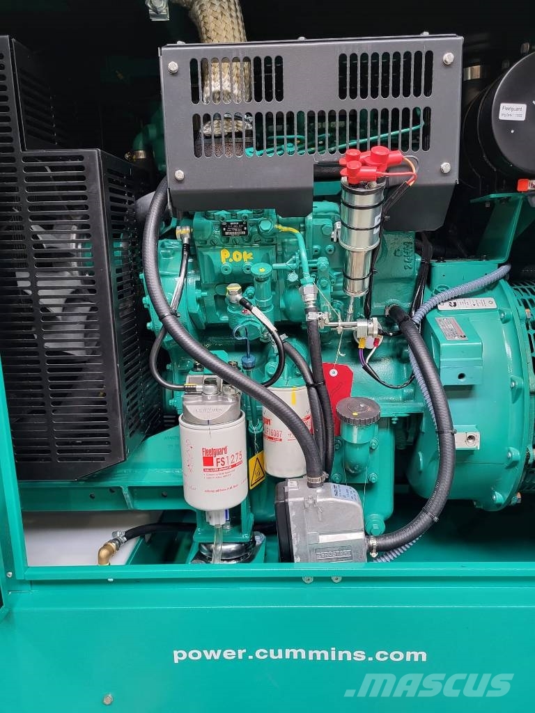 Cummins C28D5Q ディーゼル発電機