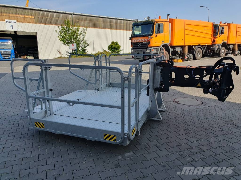 Magni Dachdeckerkorb / Arbeitskorb / 1.000 kg / RTH 2022 مكونات أخرى