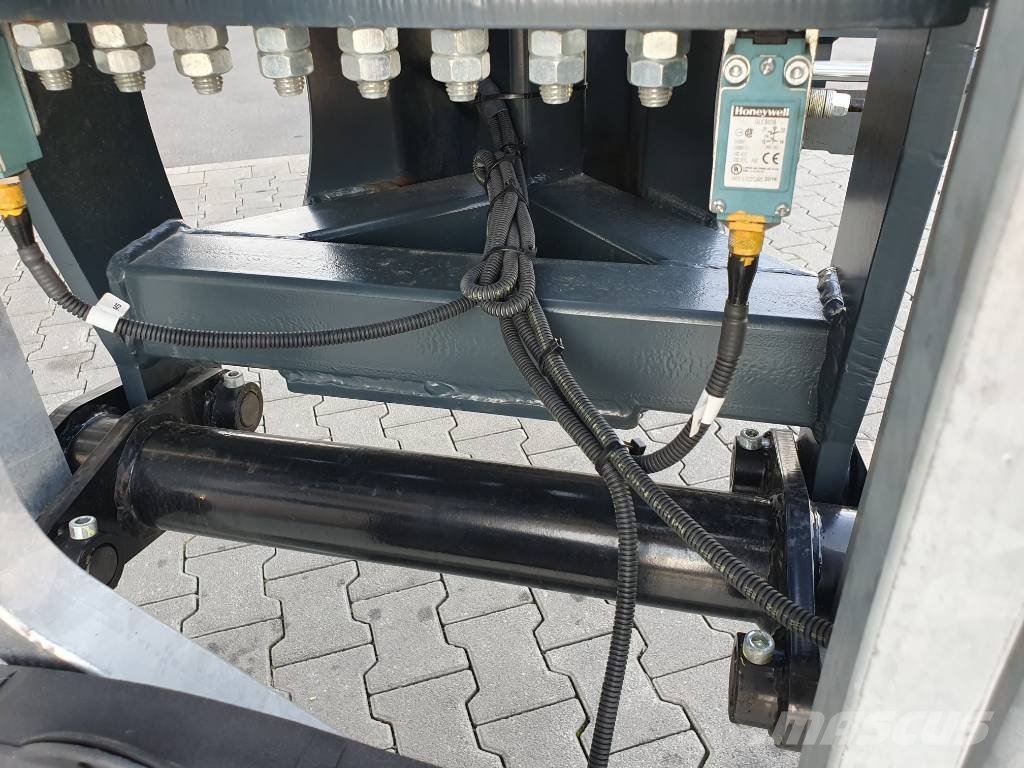 Magni Dachdeckerkorb / Arbeitskorb / 1.000 kg / RTH 2022 مكونات أخرى