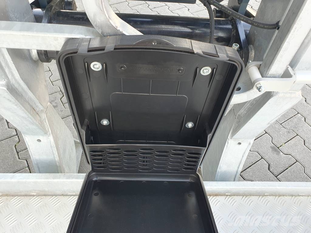 Magni Dachdeckerkorb / Arbeitskorb / 1.000 kg / RTH 2022 مكونات أخرى