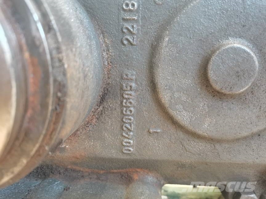 Terex 737 Agri Lift {87530825} intermediate gearbox Vaihteisto
