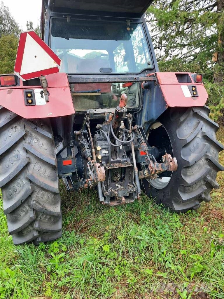 Case IH 5130 Traktorer
