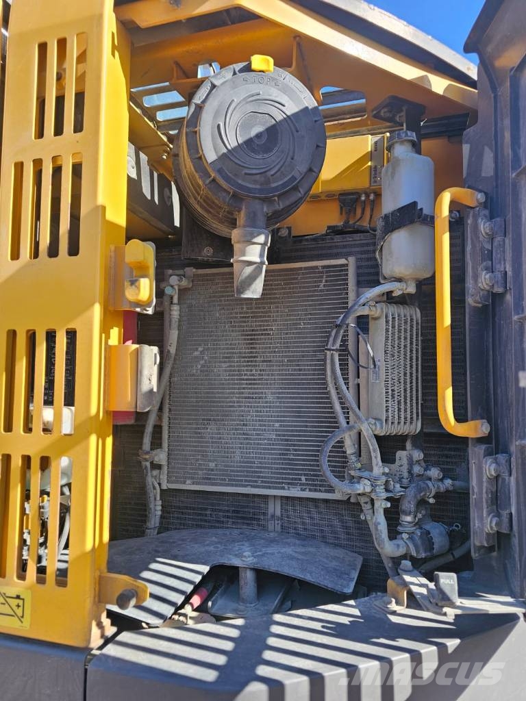 Volvo ECR235EL Bageri guseničari