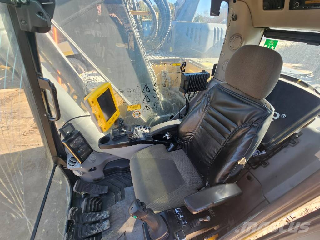 Volvo ECR235EL Bageri guseničari