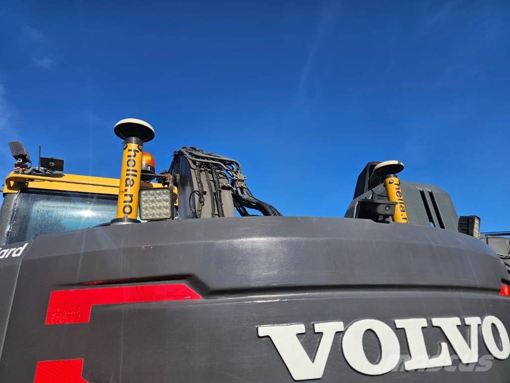 Volvo ECR235EL Bageri guseničari