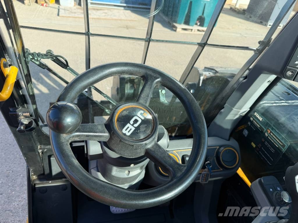 JCB 35-23D Viljuškari sa pomičnim stupom