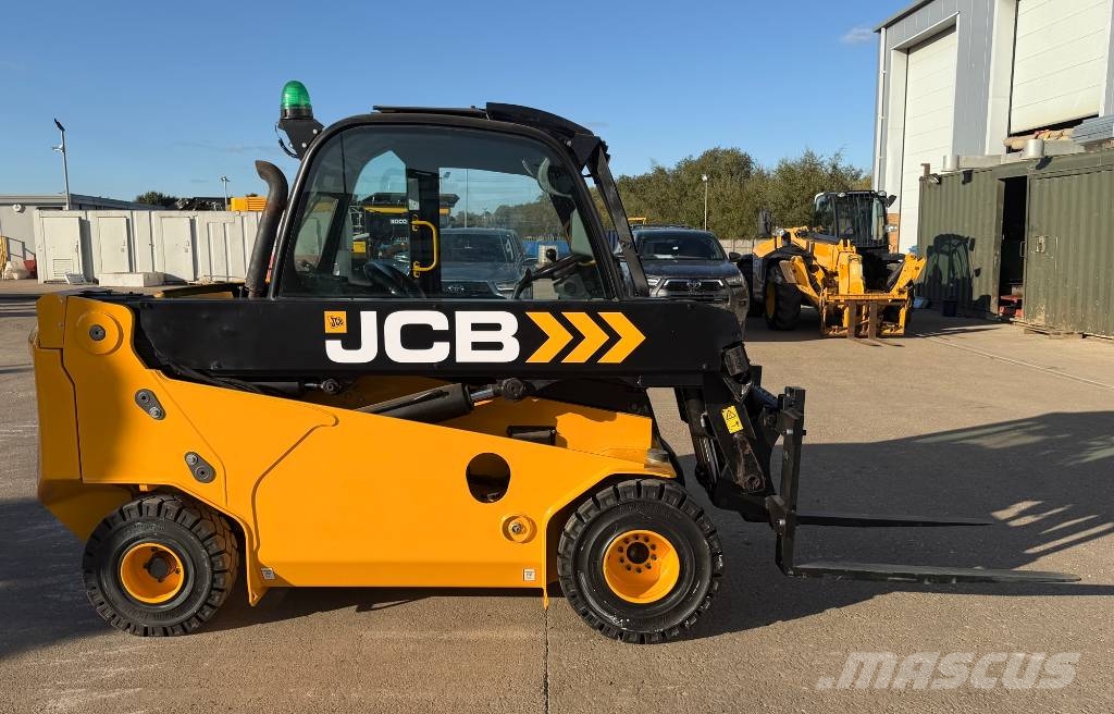 JCB 35-23D Viljuškari sa pomičnim stupom