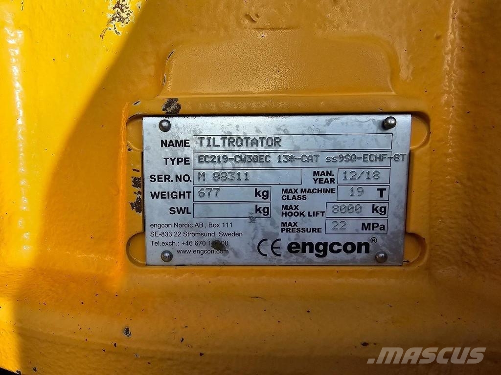 CAT M315F حفارات بعجل