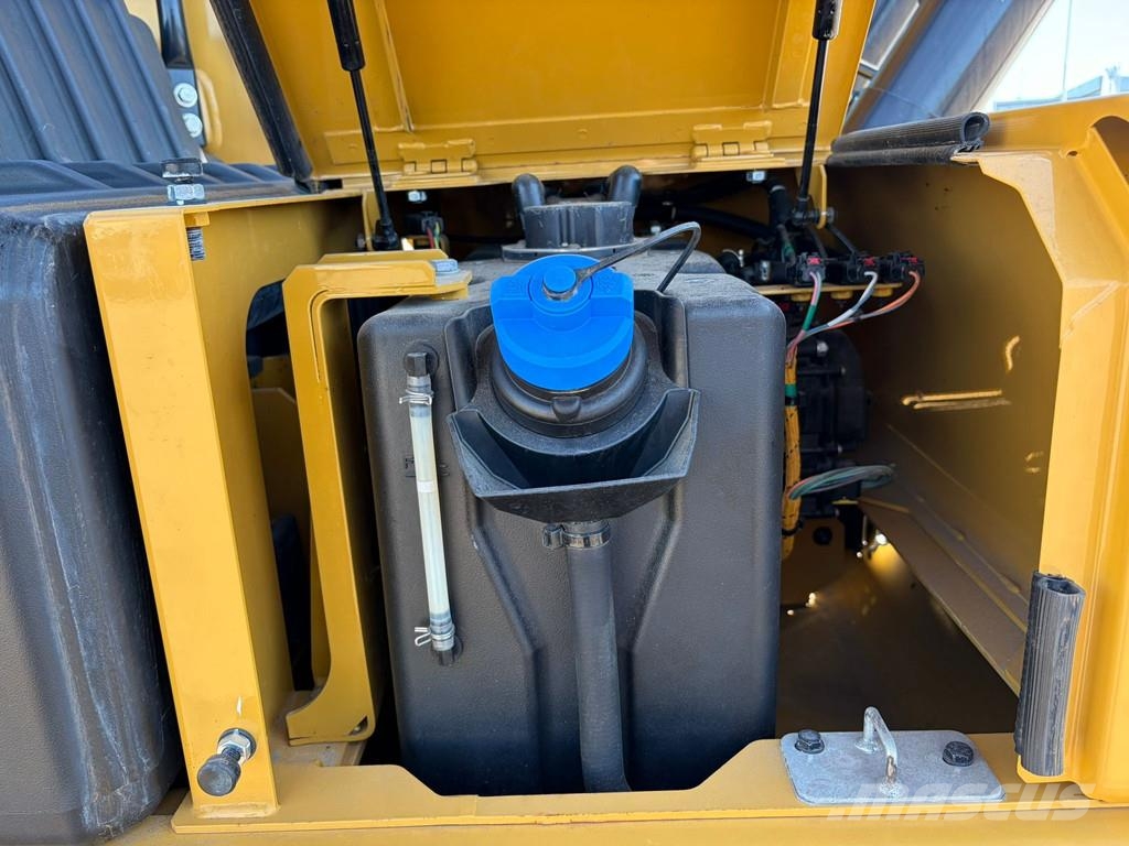 CAT 330 Bagri goseničarji