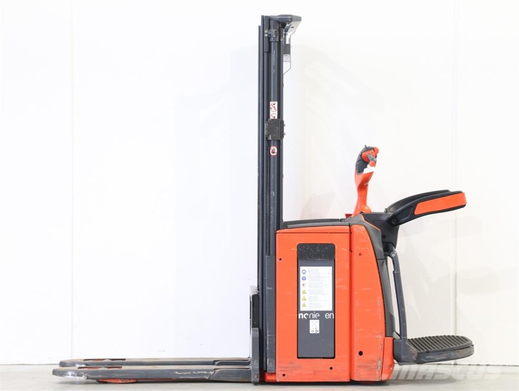 Linde L14AP/1173-00 معدات التكديس الجوالة