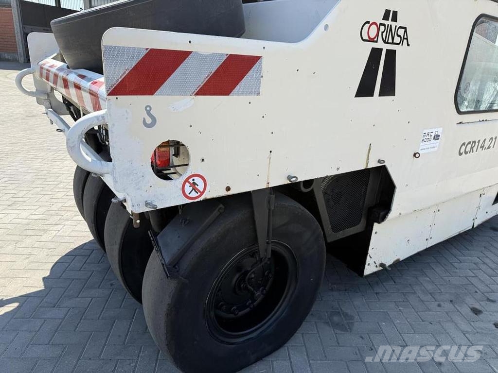 Corinsa CCR 1421 مداحل ذات إطارات هوائية