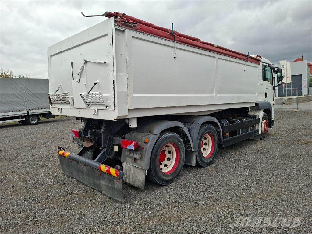 MAN TGA 26.440 6X4 BB Camion benne
